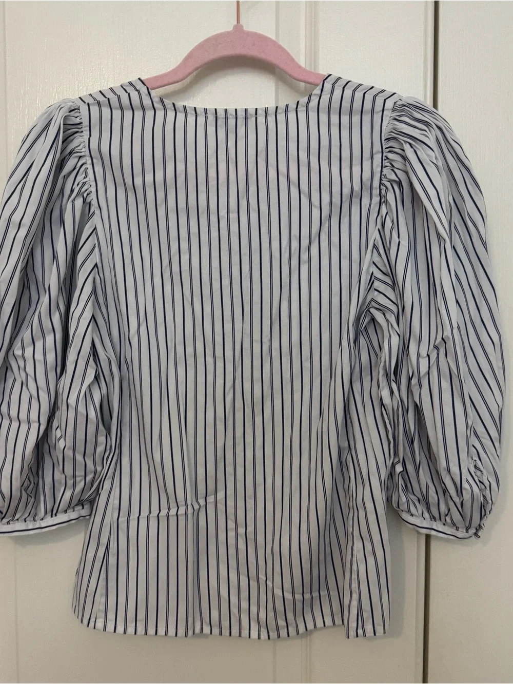 Madewell Puff-Sleeve Button-Up Top in Dark Blue and White Stripes